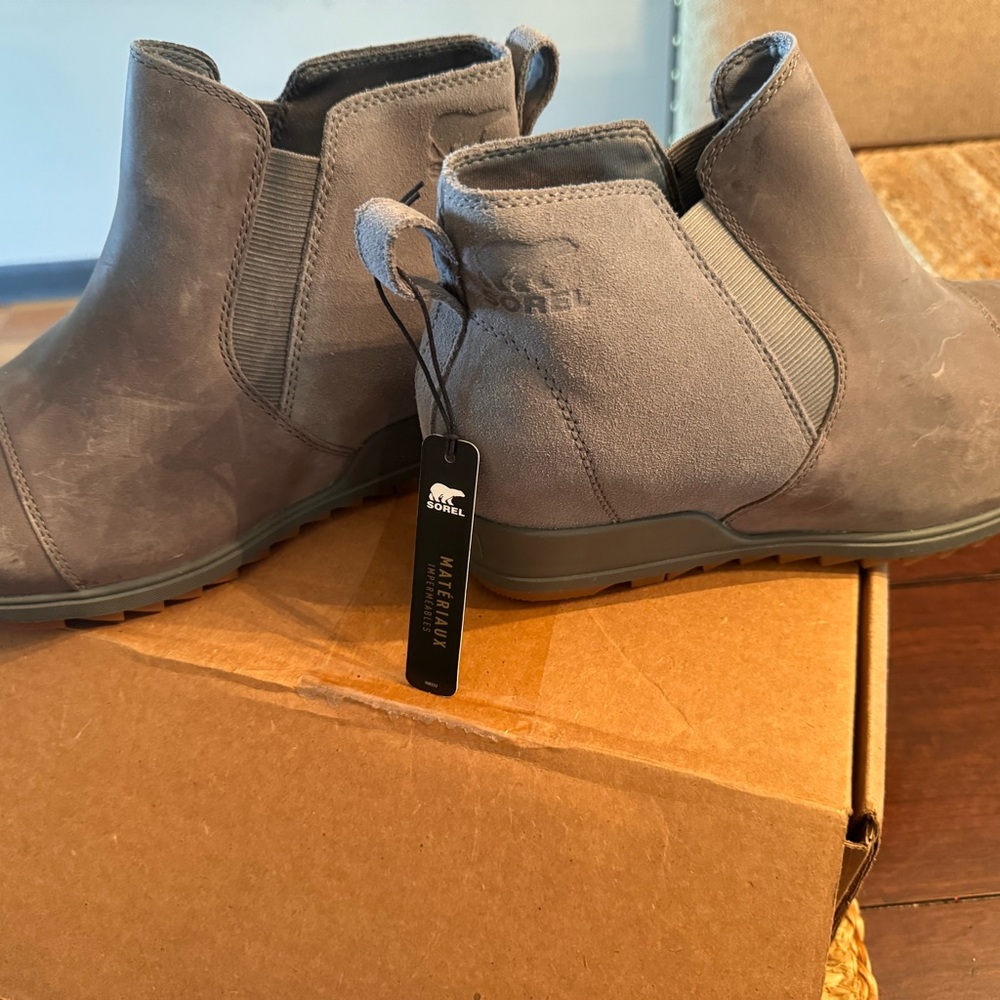 Women’s Sorel Chelsea Slip On